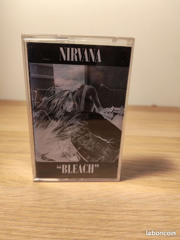 Cassette audio Nirvana "Bleach" k7 vintage Sub Pop Geffen 🎸📼 (image 1)