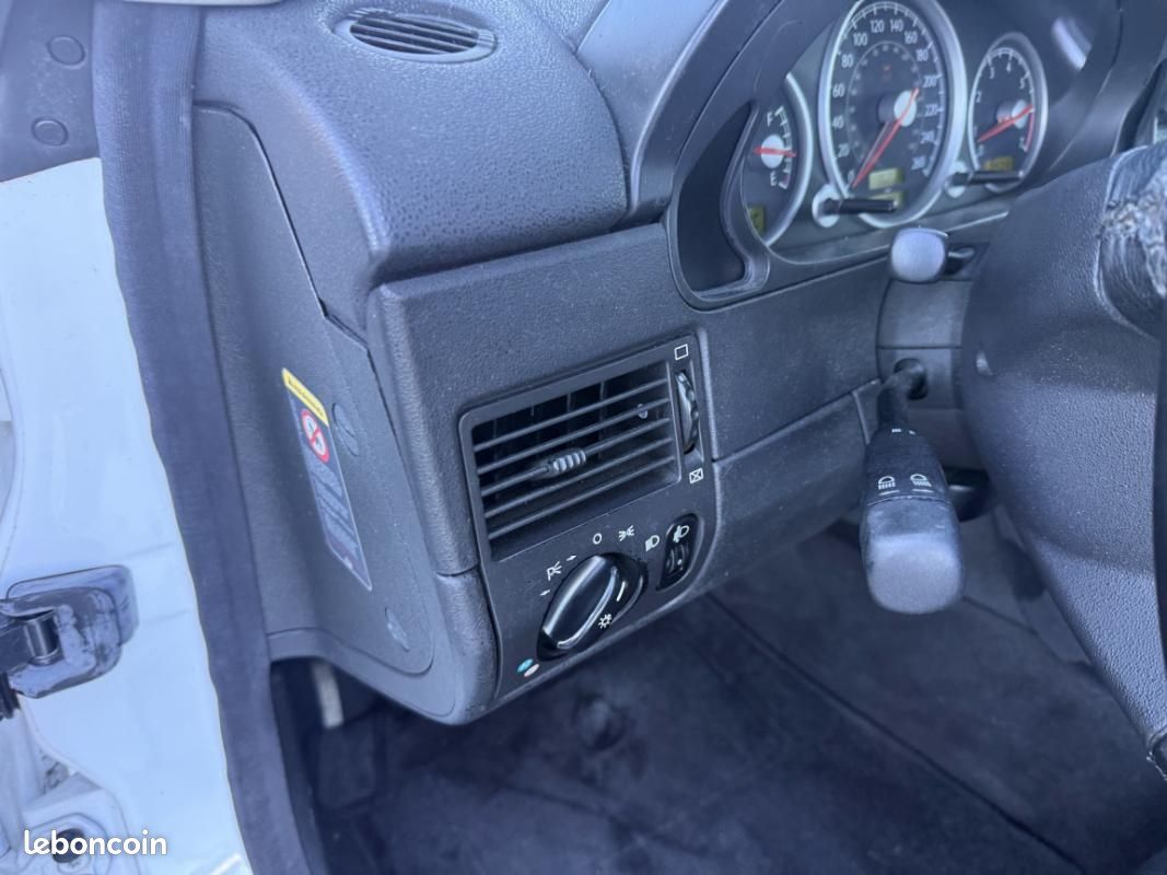 Chrysler Crossfire 3.2 V6 218cv Limited A (image 7)