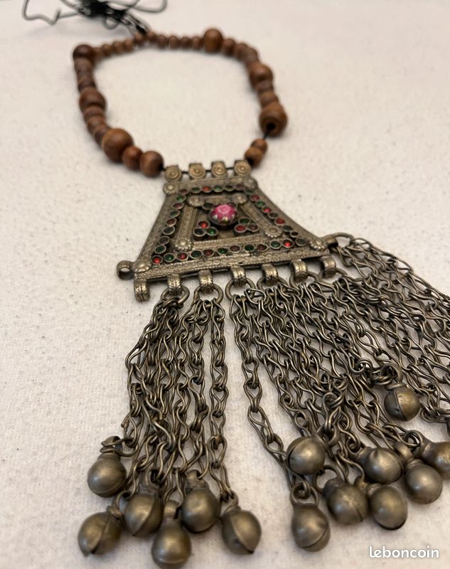 Collier Ancien En Pierre Naturelle Marron – À Réparer, Longueur -30cm, Occasion