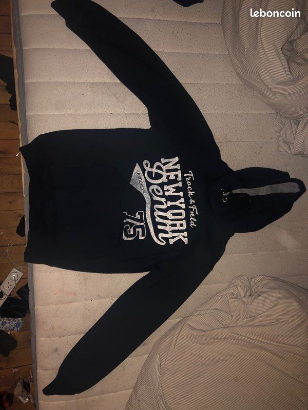 Sweat (image 2)