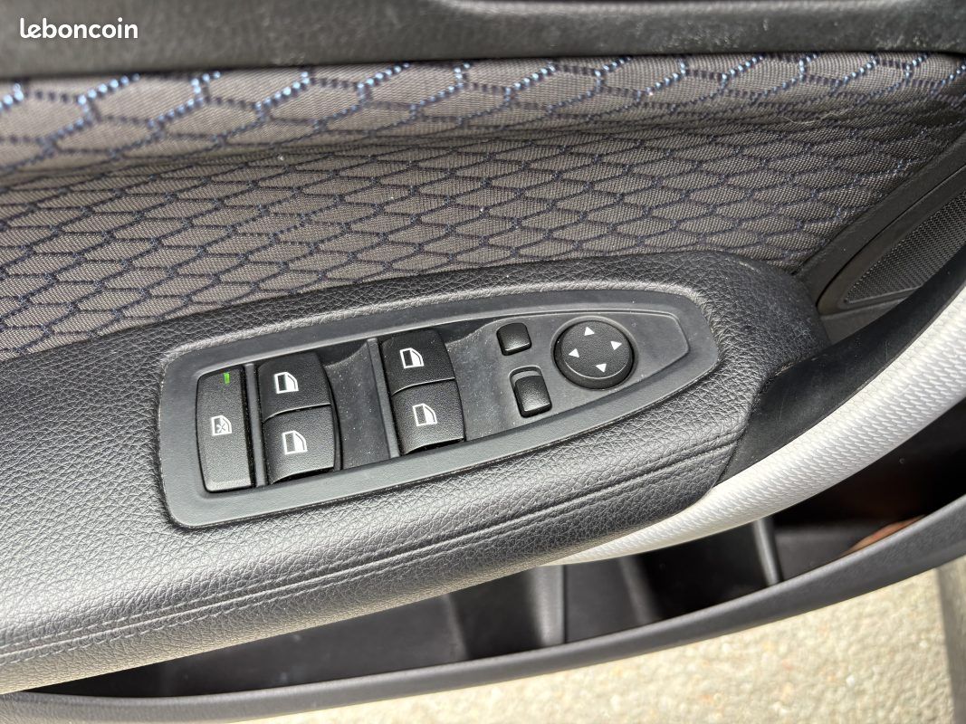 B.m.w. Serie 1 118da 143ch m sport 2013 (image 8)