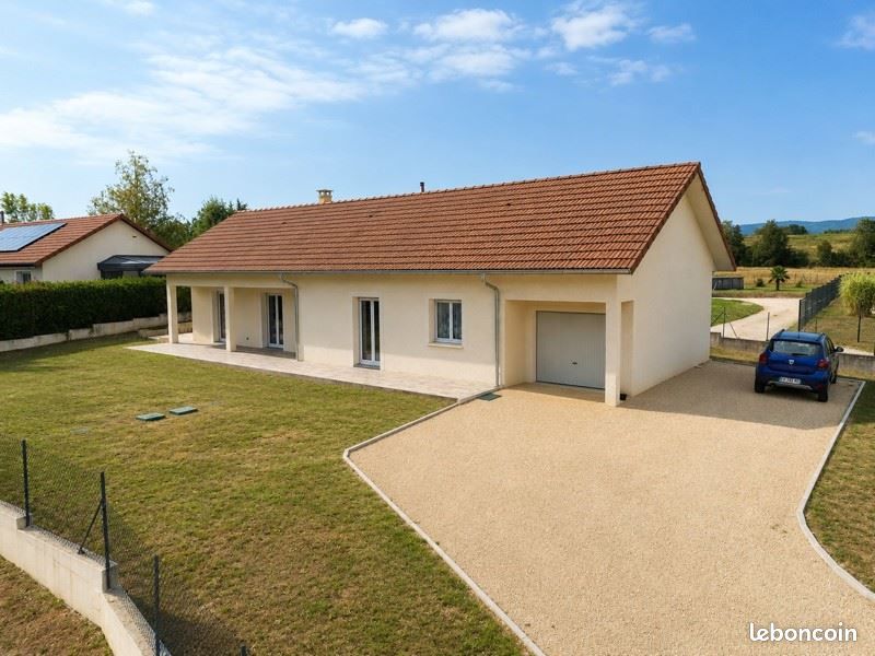 Maison 4 pièces 108 m² · à Morestel · 108 m² · 281 400 €