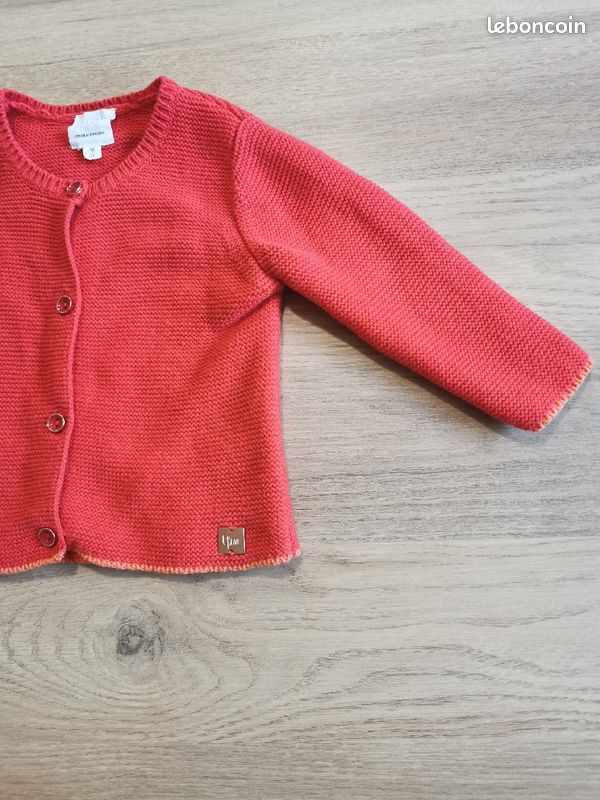 Gilet en maille rouge (image 4)