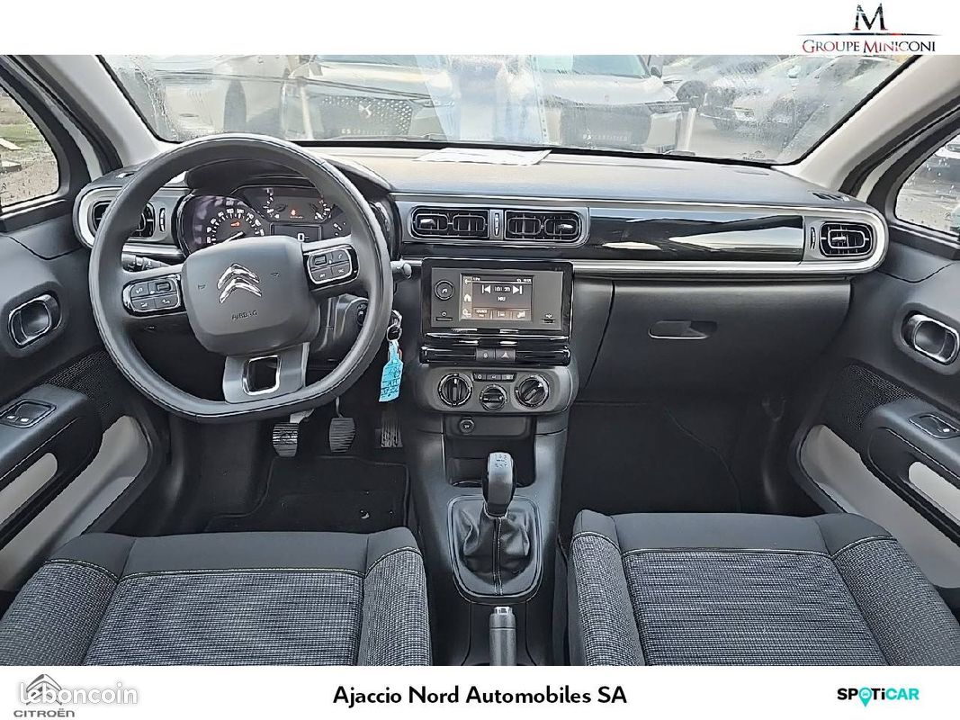 CITROEN C3 PureTech 83 ch BVM5 You (image 8)