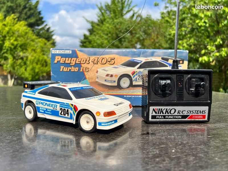 Peugeot 405 Turbo 16 radio commande - Collection