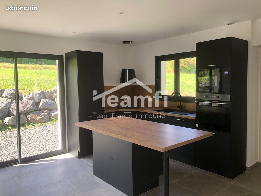 Maison 8 pièces 110 m² · à Vichy · 110 m² · 279 000 €