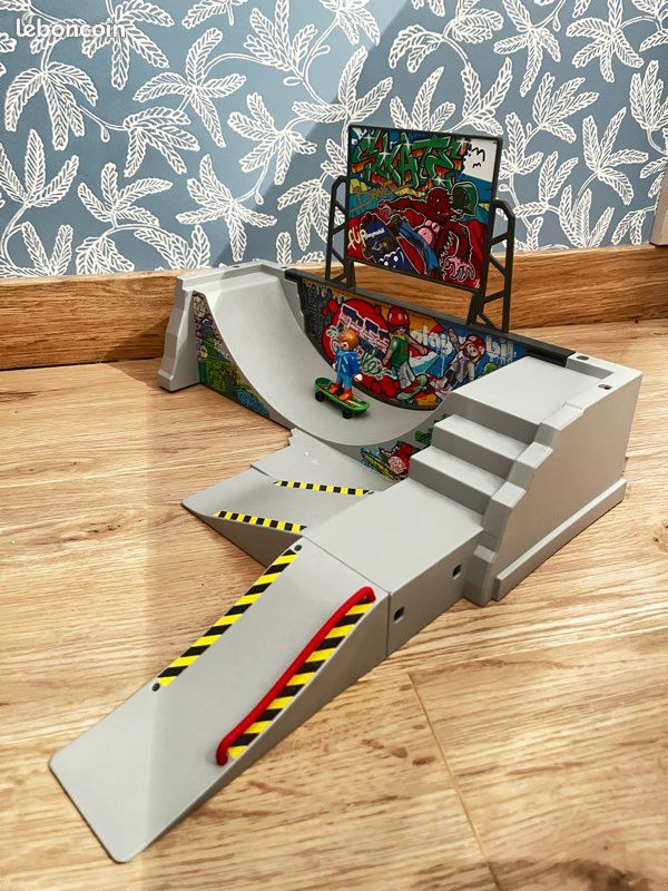 Skatepark playmobil + 1 personnage avec skate (image 3)