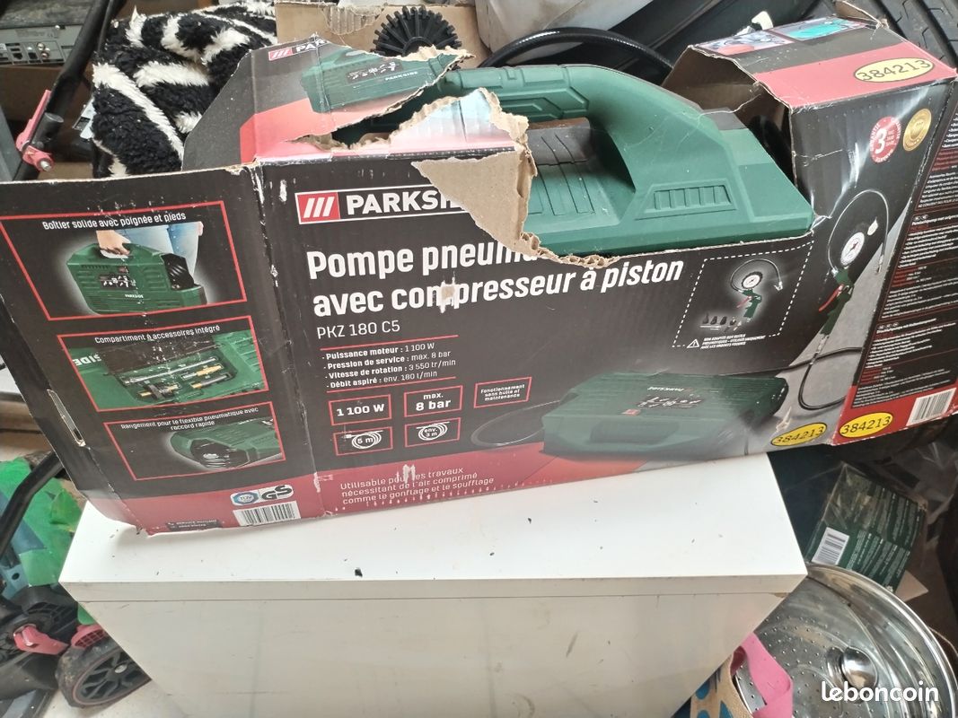 Pompe pneumatique avec compresseur à piston Parkside (image 1)