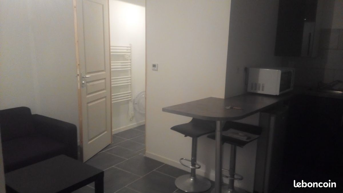 Appartement 2 pièces 30 m² · à Loudun · 30 m² · 360 €