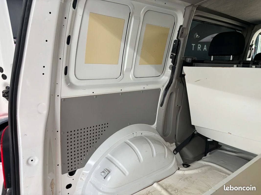Volkswagen TRANSPORTER Kasten Plus FWD Comfortline (image 33)