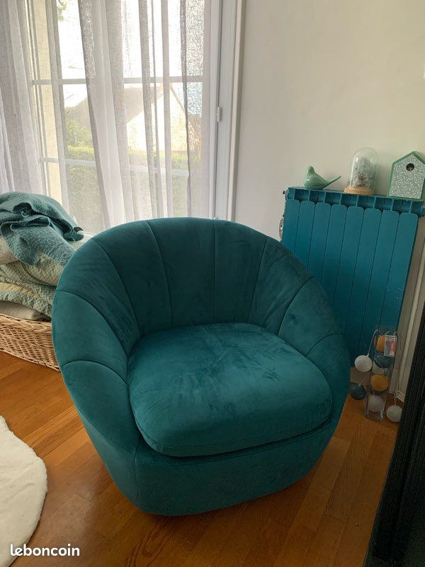Fauteuil design coquillage bleu canard – Esprit cosy & élégant (image 1)