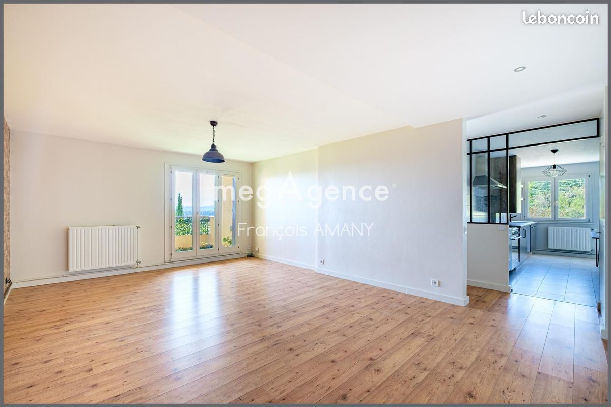 Appartement 3 pièces 80 m² · à Sainte-Foy-lès-Lyon · 80 m² · 320 000 €