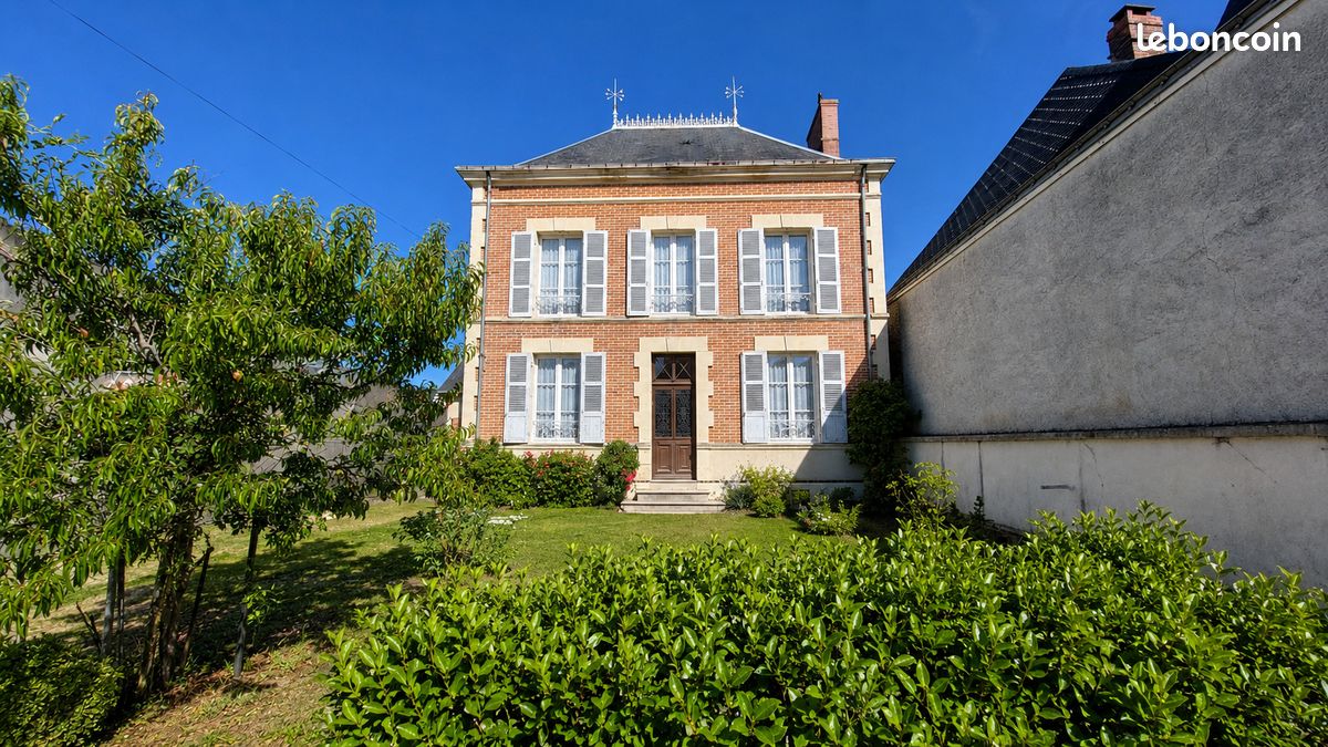 Maison 5 pièces 120 m² · à Bessé-sur-Braye · 120 m² · 121 900 €