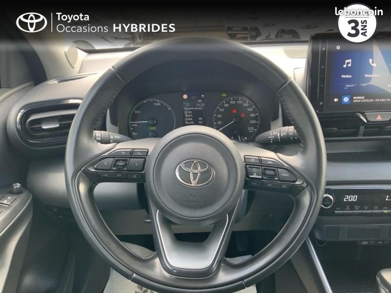 Toyota Yaris 116h Dynamic Business 5p MC24 (image 9)