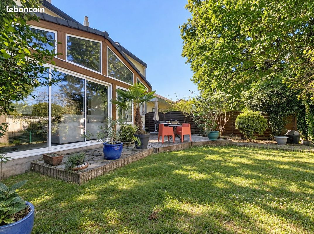 Maison 5 pièces 115 m² · à Carquefou · 115 m² · 348 000 €