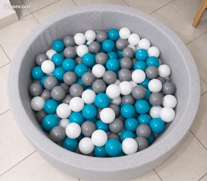 Piscine À Balles pour Enfants Mousse Côtelé Pour Motricité Bébé, Vert : blanc/gris/menthe, 90x30cm/200 Balles