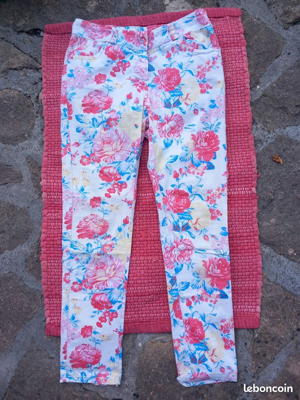 Pantalon fleuri 12 ans (image 1)