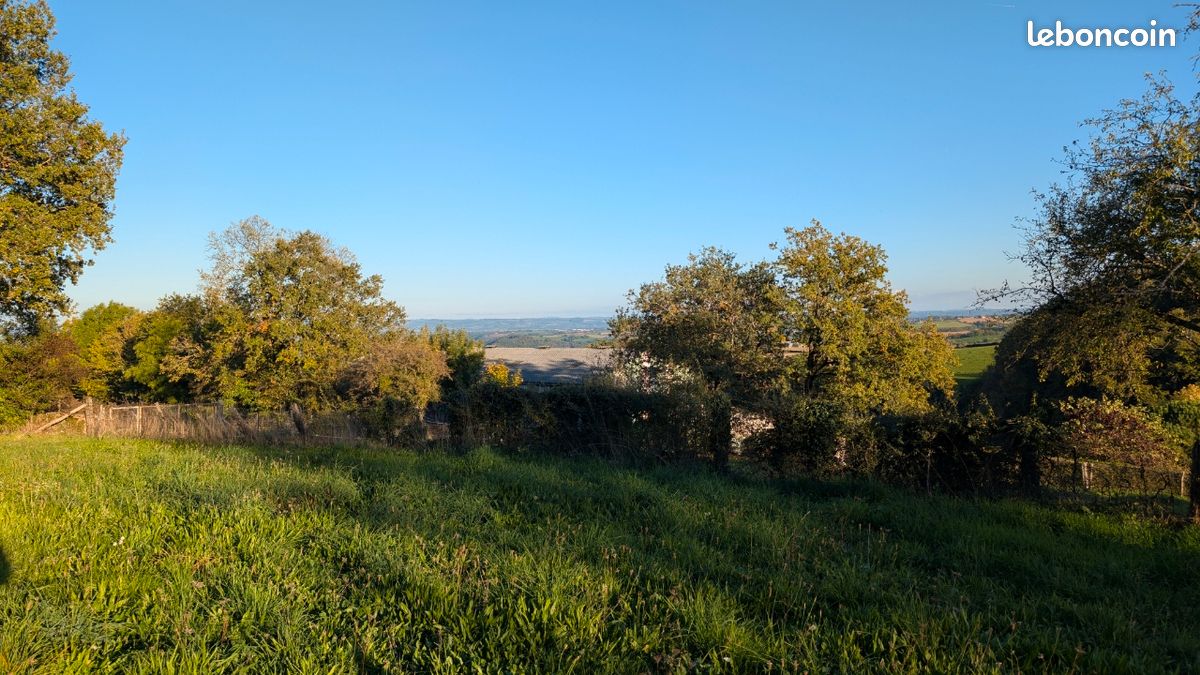 Terrain constructible · à Moyrazès · 60 000 €