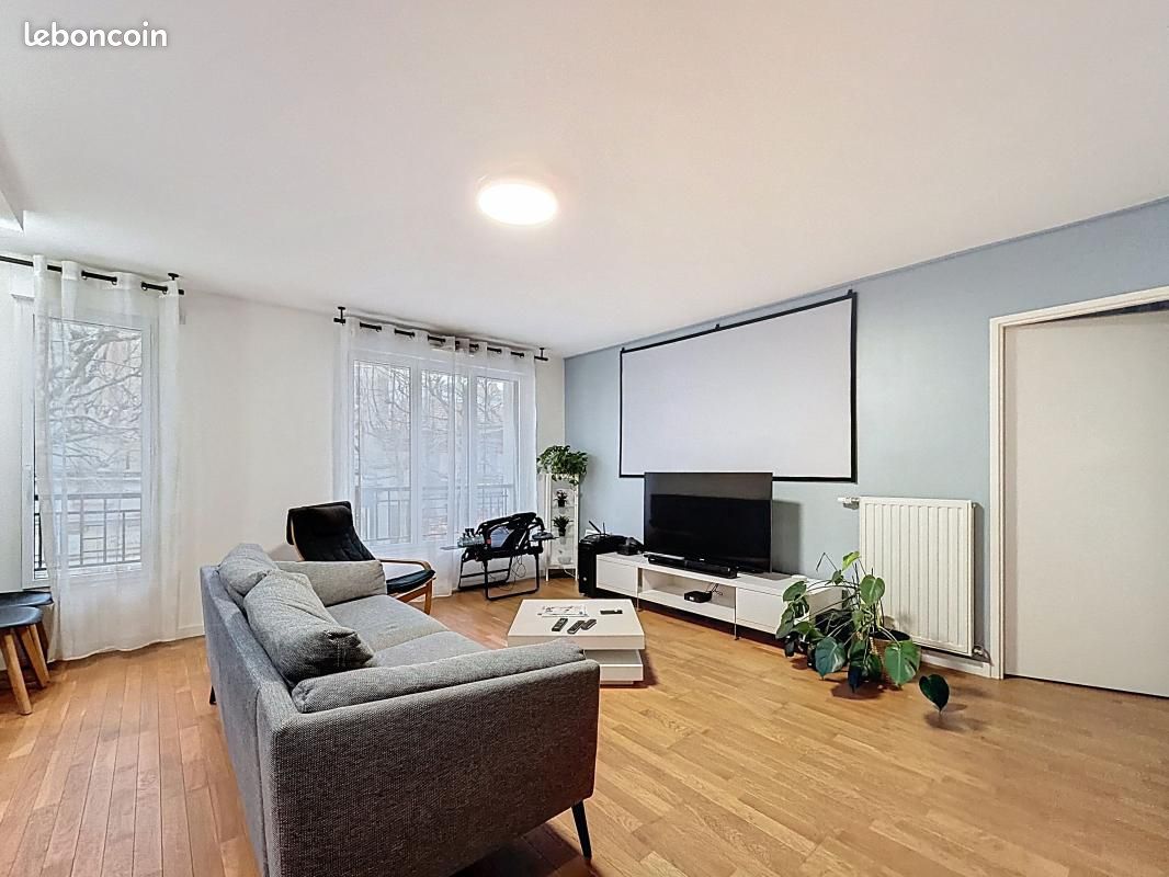 Appartement 3 pièces 73 m² · à Suresnes · 73 m² · 449 000 €