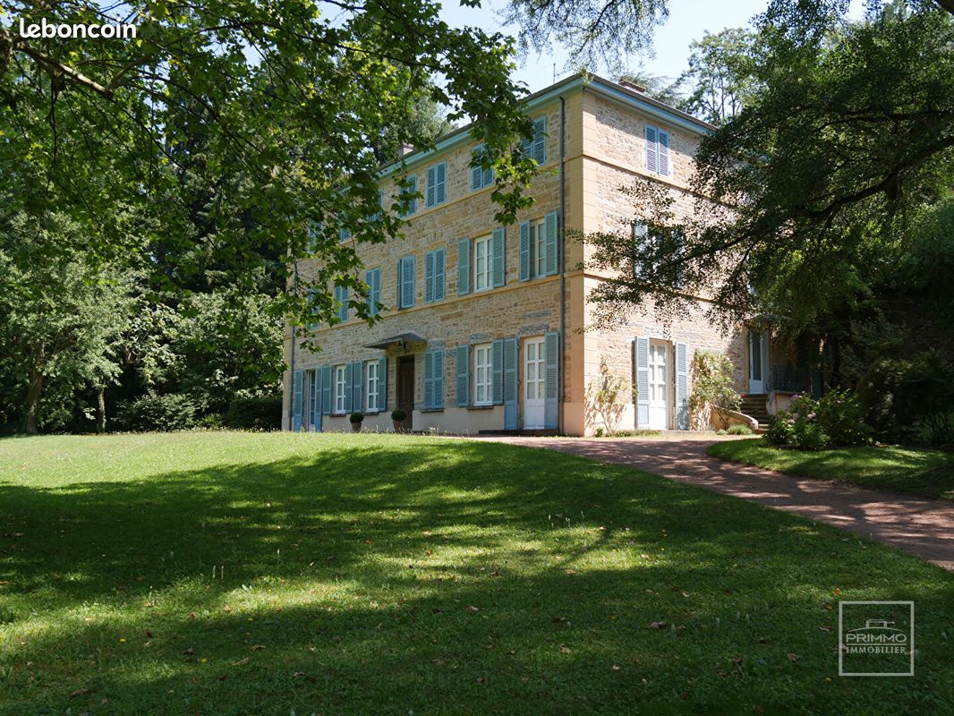 Appartement 4 pièces 120 m² · à Saint-Cyr-au-Mont-d'Or · 120 m² · 548 000 €