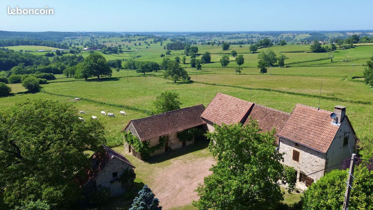Maison 6 pièces 194 m² · à Charolles · 194 m² · 320 000 €