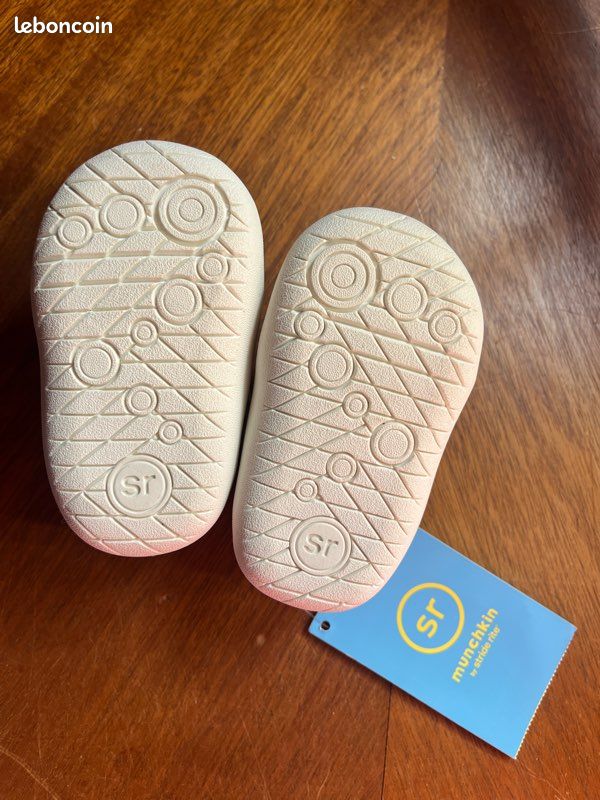 Chaussures bébé fille 3-6 mois (image 3)