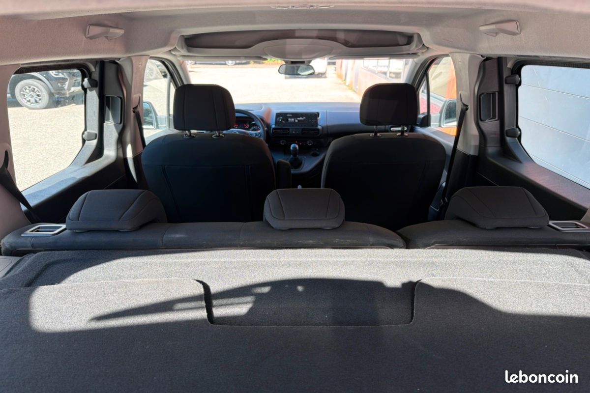 Opel Combo LIFE 1.5 D 100 ENJOY (image 19)