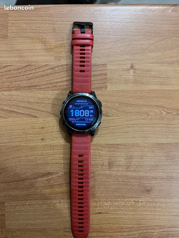 Montre GPS Garmin Fenix 7 - Boîtier 47mm Acier Inox Argenté - Neuf Avec Écran Digital & Multi-fonctions
