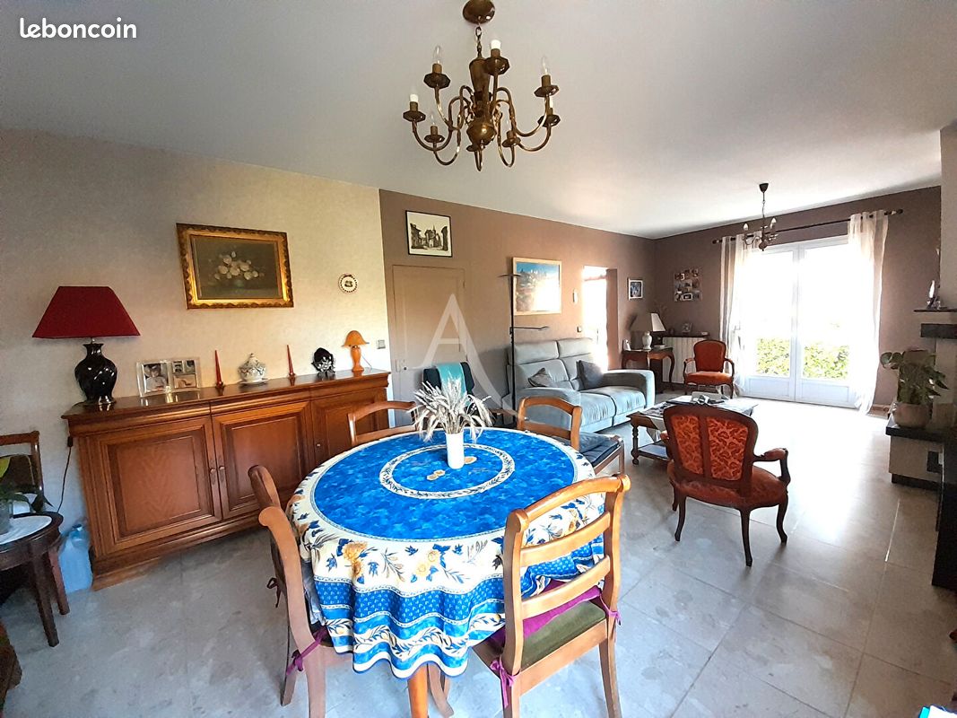 Propriété 8 pièces 163 m² (image 3)