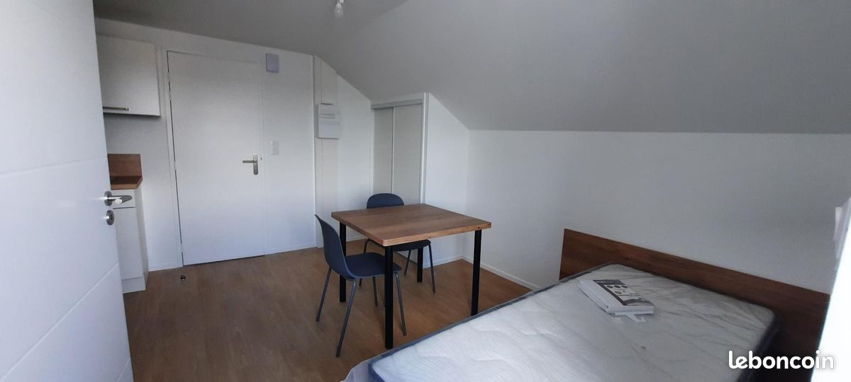 Appartement a louer laval - 1 pièce(s) - 15 m2 - Surfyn