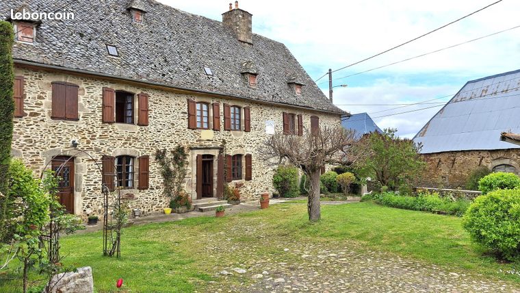 Vente | Maison | 6p | 5ch | 186 m² | Roannes-Saint-Mary | Expo Nord-Ouest | Terrasse