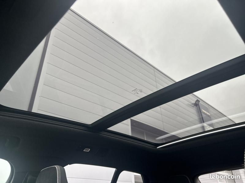 Volvo XC40 B3 163ch Black Edition DCT 7 (image 12)
