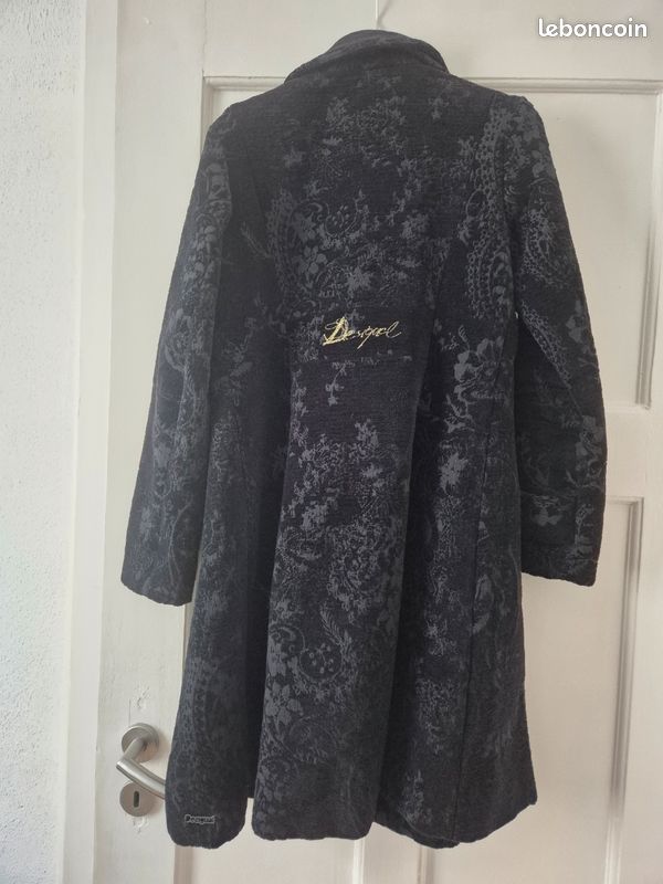 Manteau Mi-Saison DESIGUAL Taille 38/36 - Coloré - Longueur 91 Cm - Occasion Très Bon État
