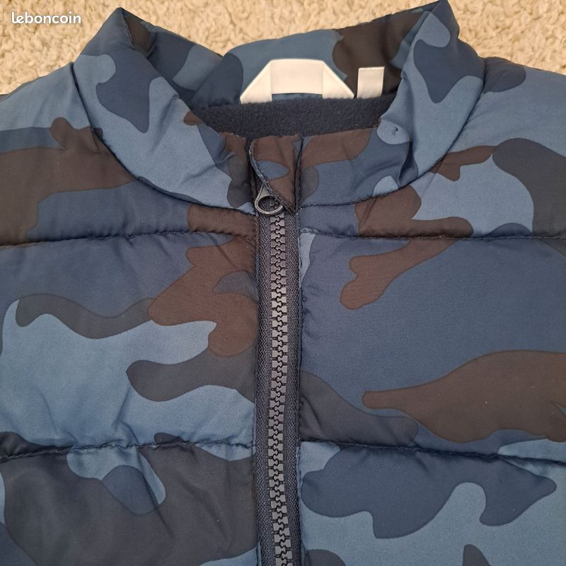 Doudoune sans manche camouflage bleu foncé neuve (image 1)