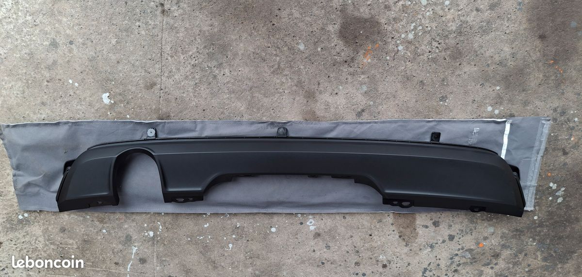 Spoiler Inférieure de Pare-Chocs Arrière RENAULT CLIO V (image 1)