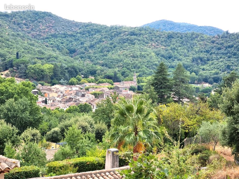 Terrain 3000 m² · à Collobrières · 260 000 €