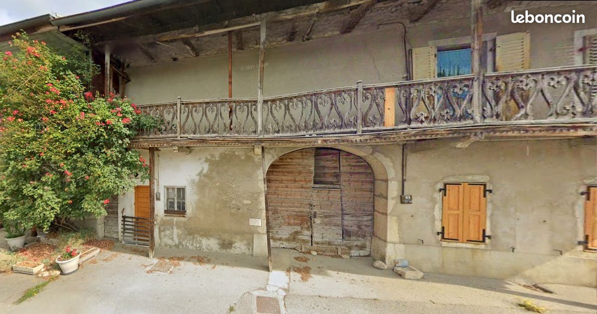 Maison 4 pièces 102 m² · à Gex · 102 m² · 678 000 €