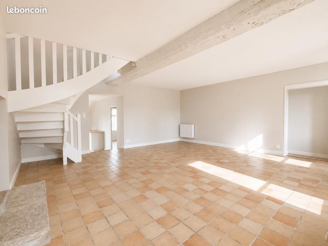 Maison 5 pièces 115 m² · à Val-d'Izé · 115 m² · 800 €/mois