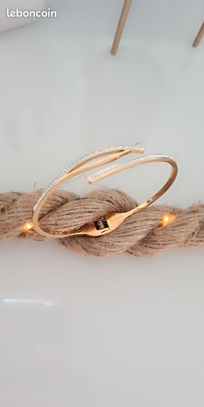 Bracelet en acier inoxydable (image 1)