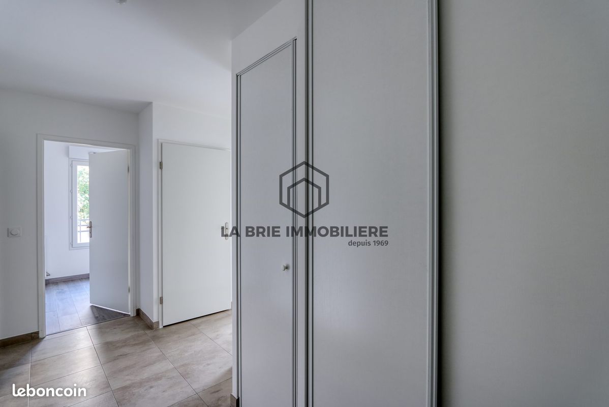 Appartement 3 pièces 66 m² · à Mennecy · 66 m² · 297 000 €