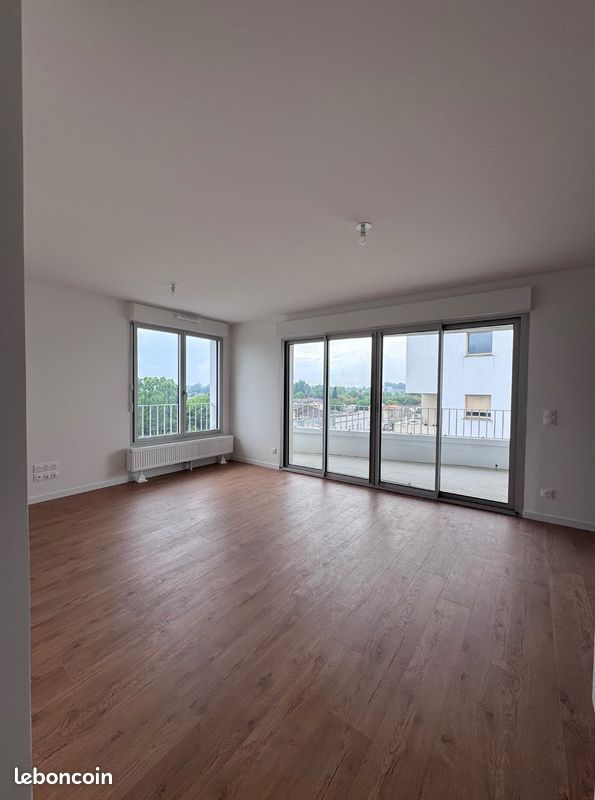Appartement 2 pièces 47 m² · à Villenave-d'Ornon · 47 m² · 179 800 €