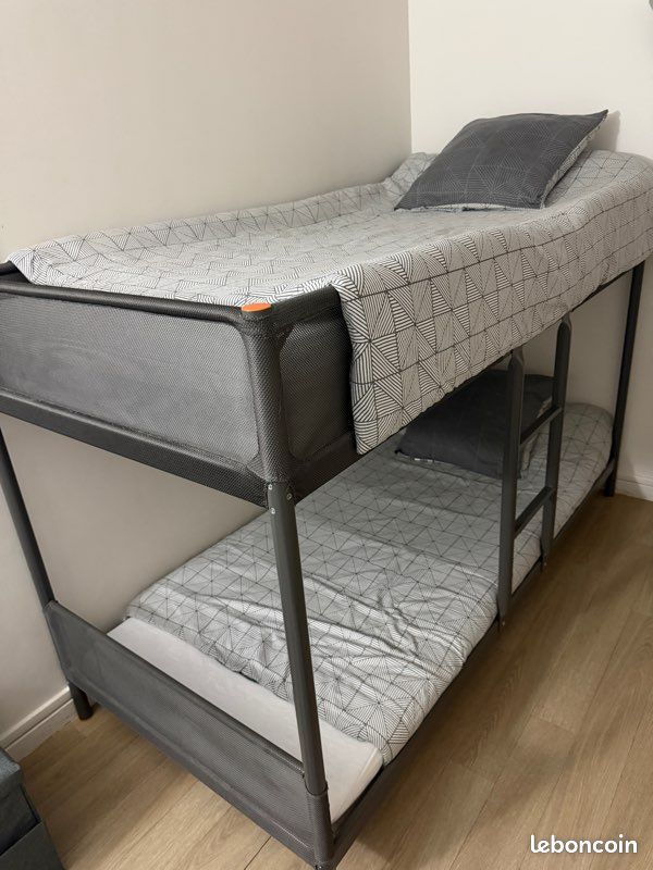 Lit superposé pour enfants (image 1)