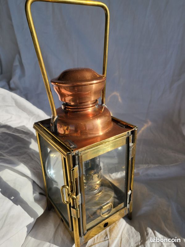 Lanterne / Lampe De Train Ancienne – SNCF – Laiton Et Cuivre – Fabrication Française