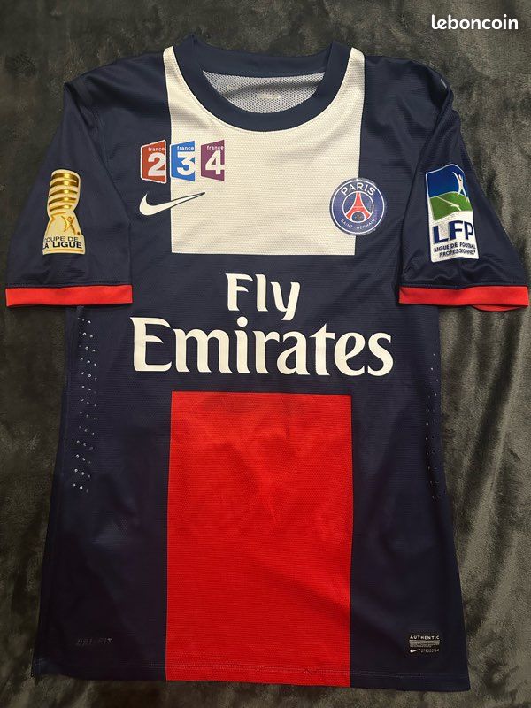 Le prochain maillot du PSG (saison 2022-2023) se dévoile et il ne plaît