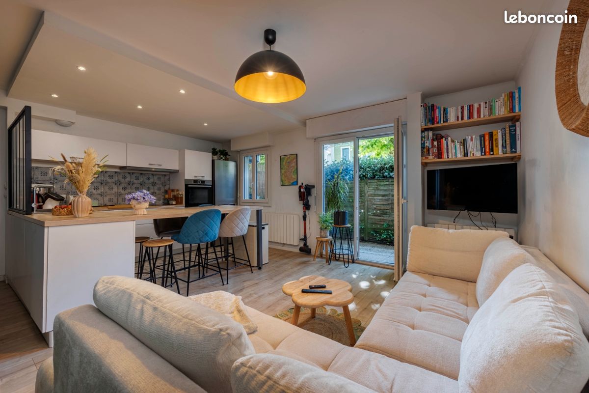 Appartement 2 pièces 44 m² · à Aix-les-Bains · 44 m² · 210 000 €