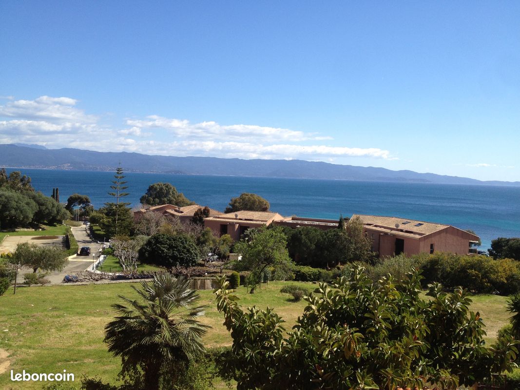 Appartement 2 pièces 35 m² · à Ajaccio · 35 m² · 750 €/mois