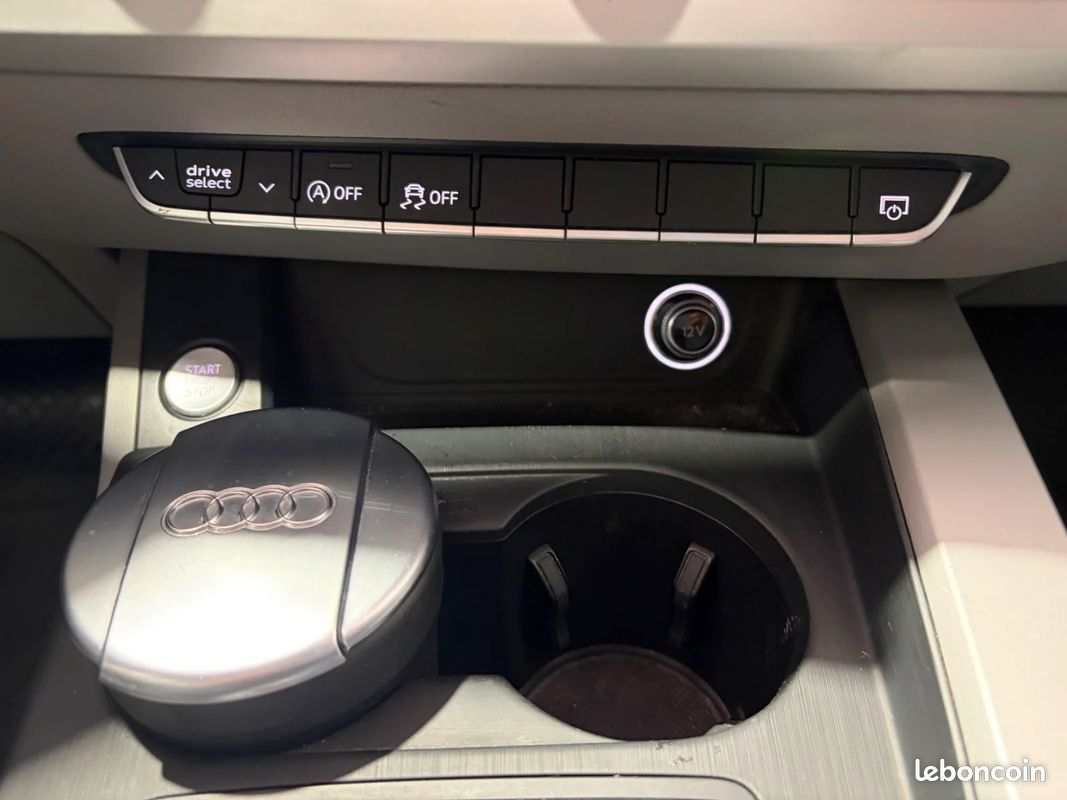 AUDI A4 AVANT 2.0 L TFSI ultra 190 CV S tronic 7 * SUIVI COMPLET AUDI / CARPLAY / HAYON ELECTRIQUE / VIDANGE FAITE POUR LA VENTE (image 25)