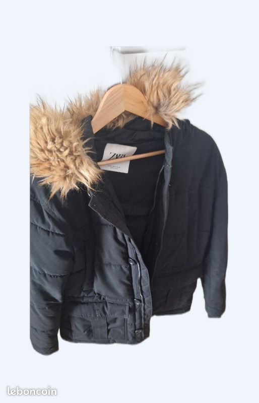 Manteau Zara Noir Avec Capuche - Taille XS - Polaire Et Laine - Occasion Très Bon état
