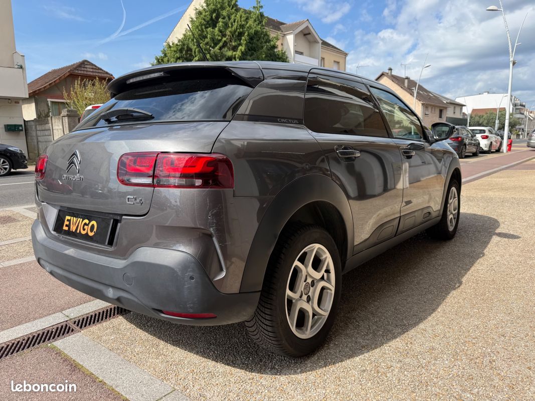 Citroen c4 cactus 1.2 puretech 110ch feel business toit panoramique courroie changee (image 2)