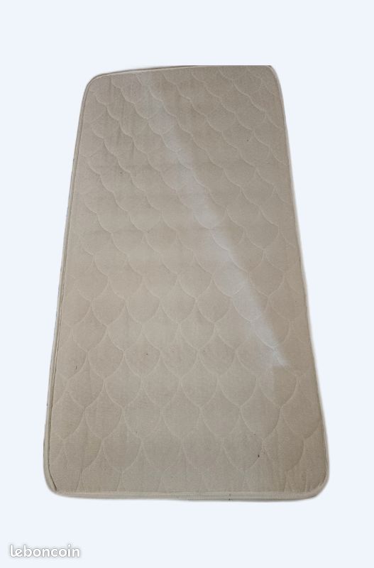 Matelas lit bébé (image 1)